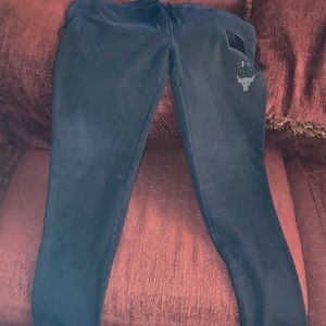 Under Armour sweat pants.  Black in color